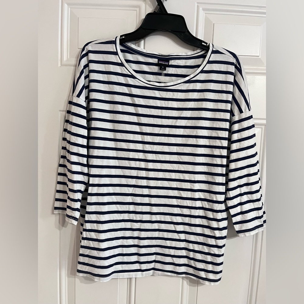 Patagonia Women’s‎ XL Shallow Seas 3/4 Sleeve Top Passport Stripe Birch White